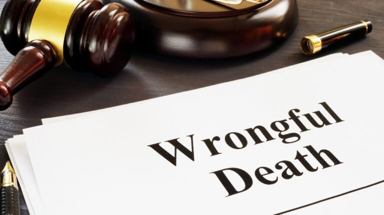 Wrongful Death report and judge's gavel